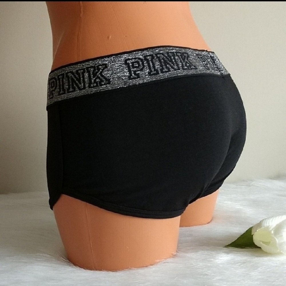 Size M🌺PINK VICTORIA'S SECRET LOGO BOYSHORT.nwt - Picture 2 of 2
